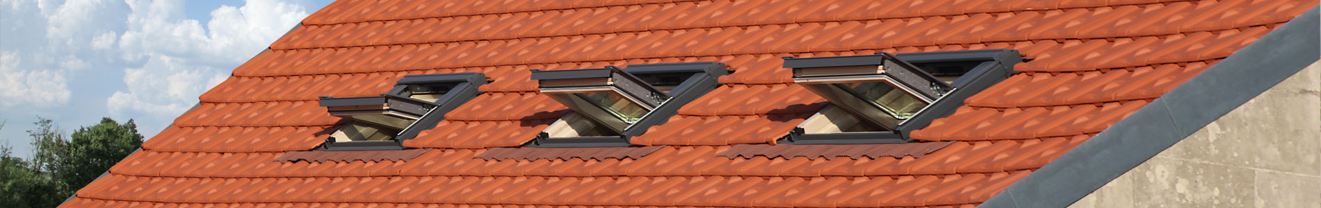 Einbau von Dachfenstern vom VELUX Experten Zimmerei und Dachdeckerei Höke aus Bielefeld